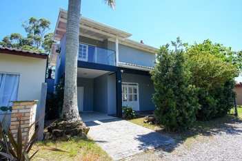 house em Rodovia Francisco Magno Vieira, Costeira do Pirajubaé - Florianópolis - SC