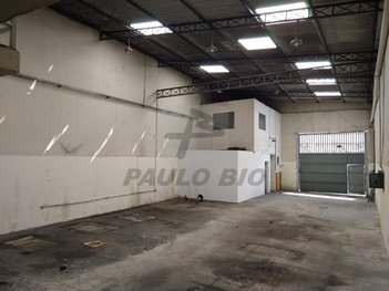 industrial em Rua Luís Novi, Capuava - Mauá - SP