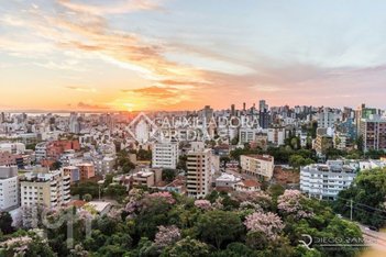 apartment em Rua Mário Leitão, Petrópolis - Porto Alegre - RS