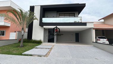 house em Avenida das Palmeiras, Bairro do Grama - Caçapava - SP