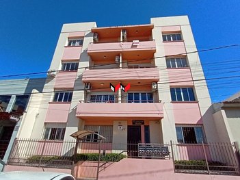 apartment em Rua Coronel Azambuja, Centro - Bagé - RS