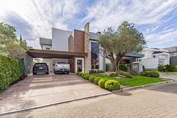 house em Avenida Frederico A Ritter, Distrito Industrial - Cachoeirinha - RS
