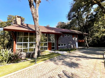 house em Rua Prefeito Waldemar Frederico Weber, Lagos do Bosque - Gramado - RS