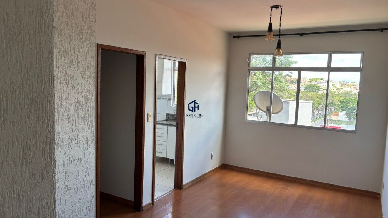 Apartamento com 2 quartos — Santa Amélia, Belo Horizonte