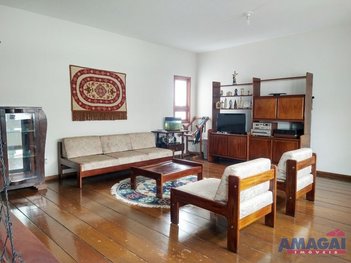 house em Rua Lázaro Félix, Centro - Jacareí - SP