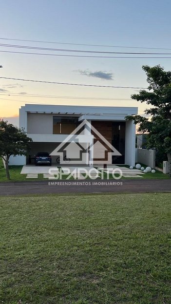 house em Loteamento Sociedade Hípica de Botucatu, Sociedade Hípica de Botucatu - Botucatu - SP