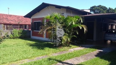 house em Rua Leonel Pereira, Cachoeira do Bom Jesus - Florianópolis - SC