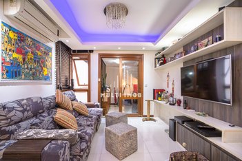 house em Avenida Coronel Lucas de Oliveira, Boa Vista - Porto Alegre - RS