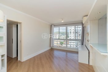 apartment em Rua Felizardo, Jardim Botânico - Porto Alegre - RS