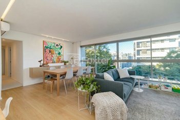apartment em Rua Santa Cecília, Rio Branco - Porto Alegre - RS