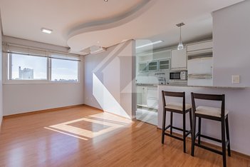 apartment em Rua Roque Calage, Passo da Areia - Porto Alegre - RS