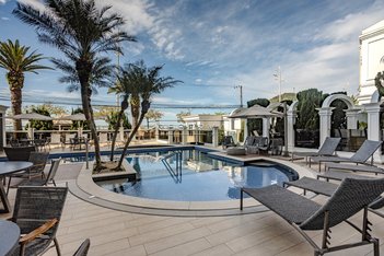 apartment em Avenida Atlântica, Centro - Balneário Camboriú - SC