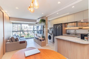 apartment em Rua Azevedo Sodré, Passo da Areia - Porto Alegre - RS