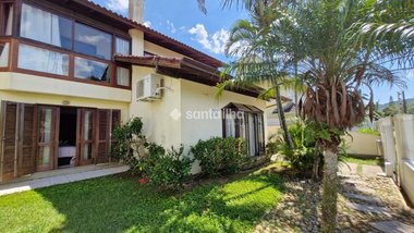 house em Avenida Itamarati, Itacorubi - Florianópolis - SC