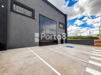 industrial em Rua Renê Fernandes, Centro Empresarial Coplan - São José do Rio Preto - SP