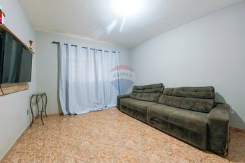 house em Rua Primo Basqueira, Jardim Maria Lúcia - Araras - SP