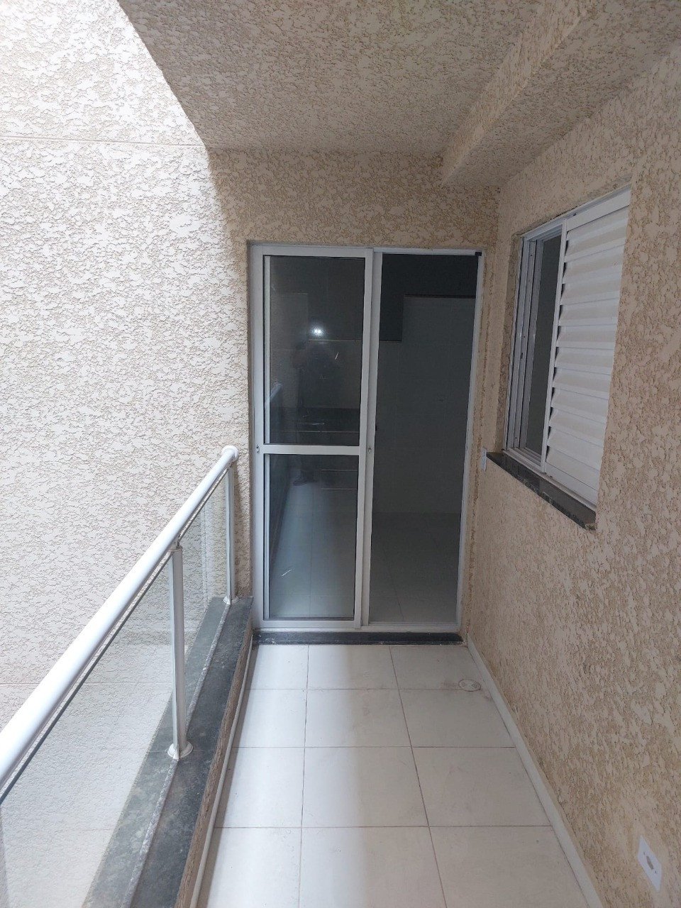 img0
