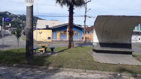 Cômodo Condomínio
