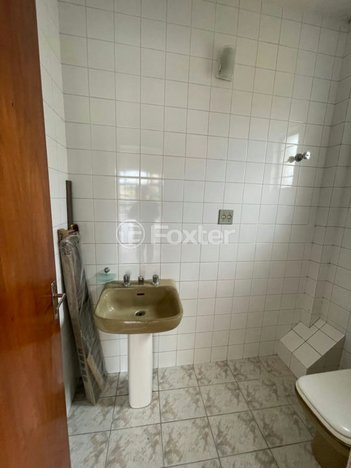 office em Rua Umbú, Passo da Areia - Porto Alegre - RS