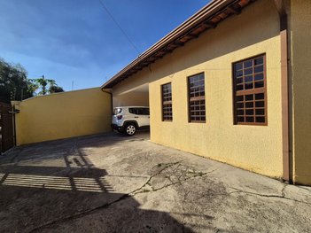 house em Rua Paulo Prado, Vila Genoveva - Valinhos - SP