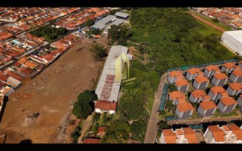 industrial em Avenida Mário de Andrade, Miramontes - Franca - SP