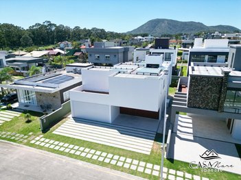 house em Avenida Red Park, São João do Rio Vermelho - Florianópolis - SC