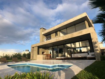 house em Avenida Paraguassu, Centro - Xangri-Lá - RS