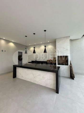 house em Rua Maria Helena de Sousa, Jardim Brasília - Uberlândia - MG