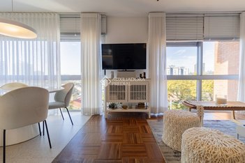apartment em Avenida Engenheiro Alfredo Correa Daudt, Boa Vista - Porto Alegre - RS
