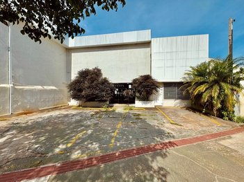 commercial_building em Avenida Bandeirantes, Vila Ipiranga - Londrina - PR