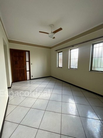 house em Rua Antônio Zillo, Jardim Village - Lençóis Paulista - SP