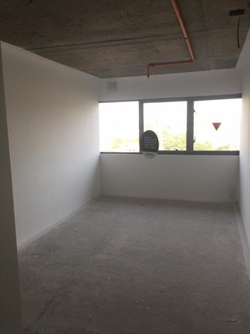 office em Assis Brasil, São Sebastião - Porto Alegre - RS