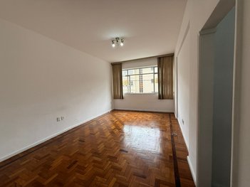 apartment em Rua Doutor Moreira da Fonseca, Centro - Petrópolis - RJ