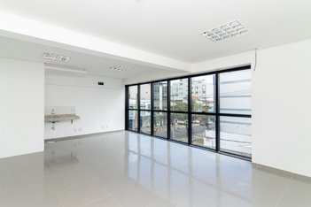 office em Tupi, Passo da Areia - Porto Alegre - RS
