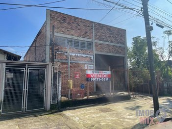 industrial em Alameda Três de Outubro, Sarandi - Porto Alegre - RS