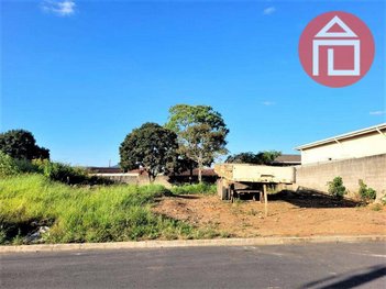 land_lot em Rua Hélio Bertolotti Ferreira, Residencial Hípica Jaguari - Bragança Paulista - SP