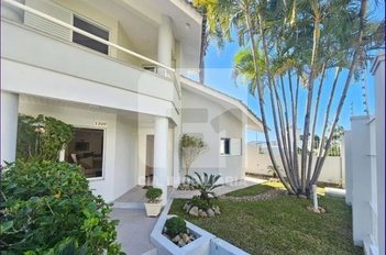 house em Rua Santa Rita de Cássia, Coloninha - Florianópolis - SC