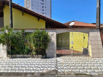 house em Rua Doutor Gervásio Bonavides, Caiçara - Praia Grande - SP