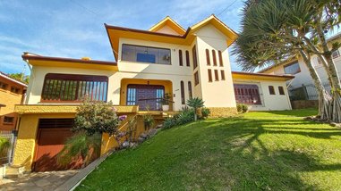 house em Rua Apolinario de Moraes, Centro - Montenegro - RS