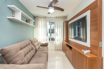 apartment em Rua Artur Fabião Carneiro, Passo da Areia - Porto Alegre - RS
