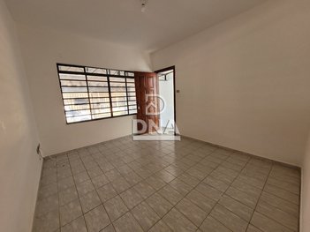 house em Rua Mário Guimarães, Vila Nova Botucatu - Botucatu - SP