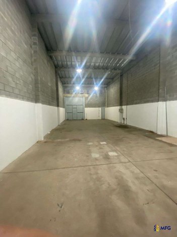 industrial em Avenida Professor Flávio Fazano, Jardim Piazza Di Roma II - Sorocaba - SP