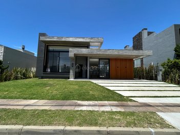 house em Rua Rio Novo, Centro - Xangri-Lá - RS