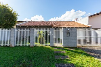 house em Rua Santa Clara, Ahú - Curitiba - PR