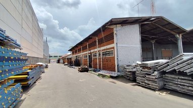 industrial em Rua Seimu Oguido, Alpes - Londrina - PR