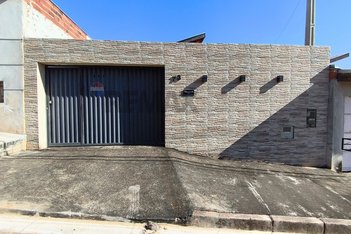 house em Rua Alcides Lucio Riberti, Jardim das Araucárias - Itapira - SP