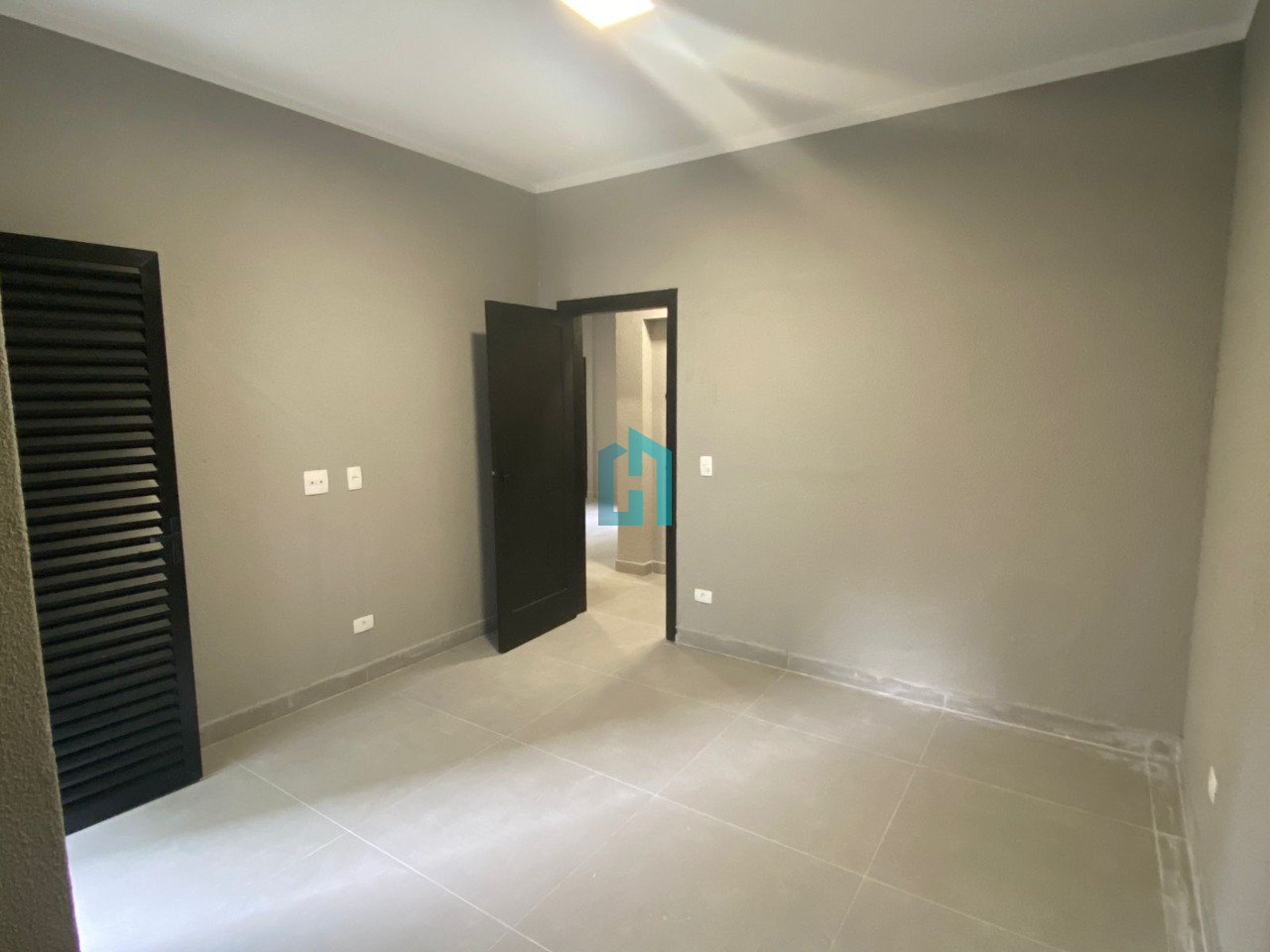 WhatsApp Image 2023-03-27 at 16.29