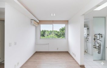apartment em Avenida Juca Batista, Cavalhada - Porto Alegre - RS