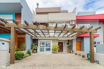 house em Carlos Maximiliano Fayet, Hípica - Porto Alegre - RS