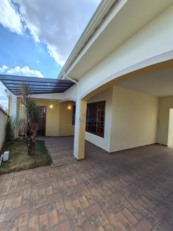 house em Rua Sylvio Modesto de Souza, Vila Ester - Lavras - MG